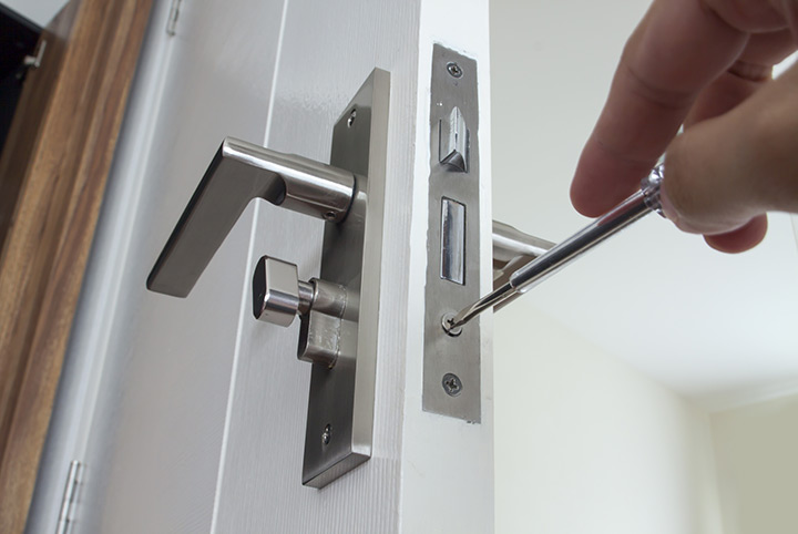 Our local locksmiths are able to repair and install door locks for properties in Mill Hill and the local area.